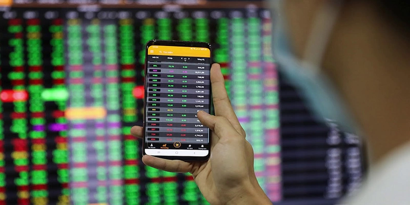 Nâng hạng thị trường chứng khoán Việt Nam lên nhóm mới nổi