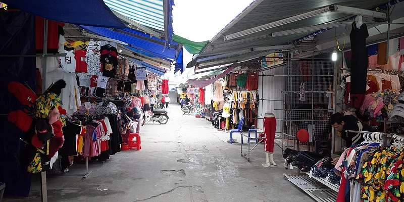 Thị trường thời trang cạnh tranh khốc liệt